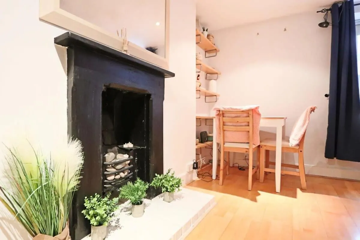 Ambrose Apartment - Hopewell Bristol